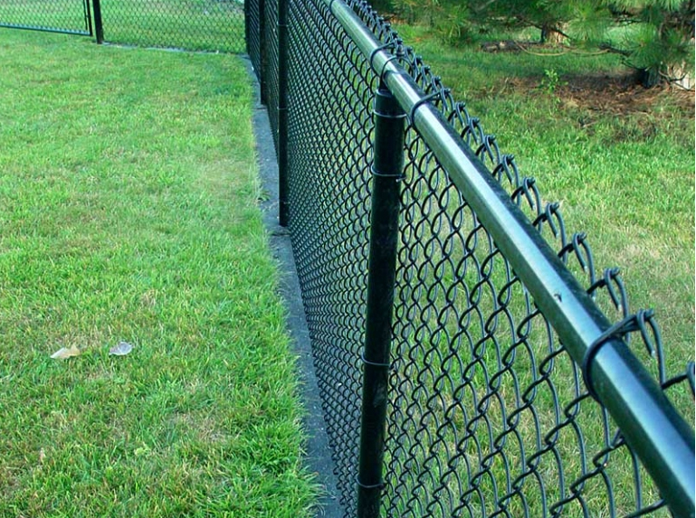 fence_guard_2.jpg
